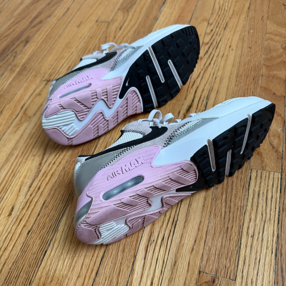 Nike Women's Air Max Excee - Picture 4 of 6